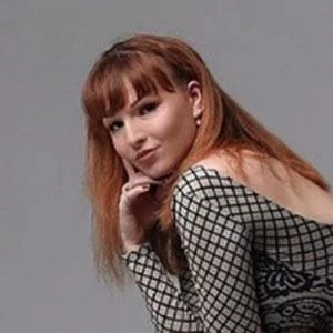 Ashlyn Mae - Adderess, Bio, Birthdate, Family, Wiki & More