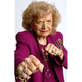 Mae Young - Wiki, Bio, Birthdate, Networth, Family & More