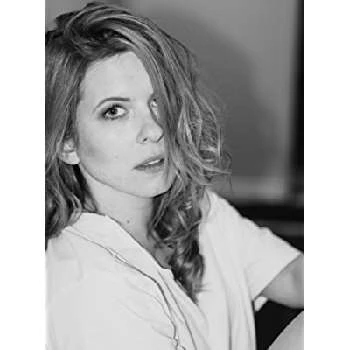 Magda Apanowicz - Age, Bio, Career, Family, Wiki, Networth & More