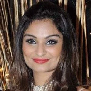 Dimpy Mahajan Biography
