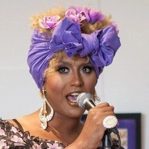 Honey Mahogany Biography