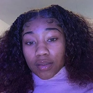 Mainlylivy - Age, Height, Birthdate, Family, Wiki & More