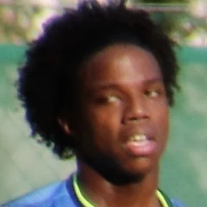 Tyrell Malacia - Income, Birthday, Family, Bio, Networth & More