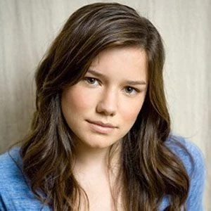 Hanna Mangan-lawrence Biography