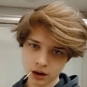 MangoPull - Parents, Networth, Bio, Birthdate, Family Wiki & More