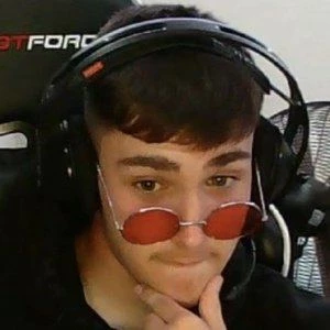 Josh Manifold Biography