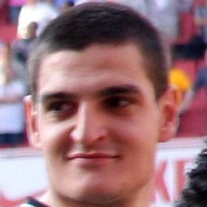 Vito Mannone - Birthdate, Age, Family, Bio, Networth & More