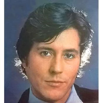 Manolo Otero - Bio, Networth, Family, Age, Birthdate & More