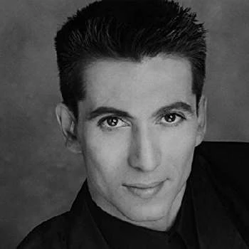 Manos Pantelidis Biography