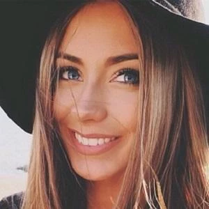 Danielle Mansutti Biography