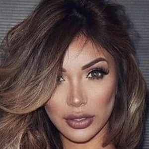 Paula Manzanal - Adderess, Bio, Birthdate, Family, Wiki & More