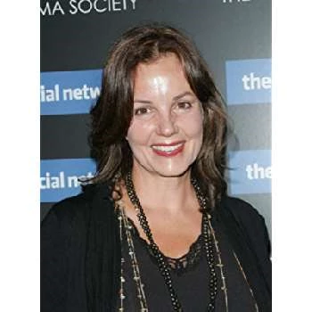 Margaret Colin Biography