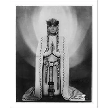 Margarete Schön - Wiki, Family, Bio, Birthdate, Networth & More