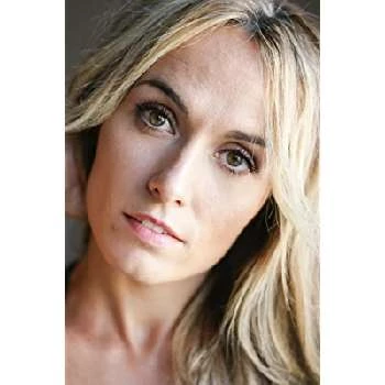 Maria Bestar - Age, Bio, Birthdate, Family, Networth & More