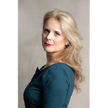 Maria Deasy - Age, Bio, Birthdate, Family, Networth & More