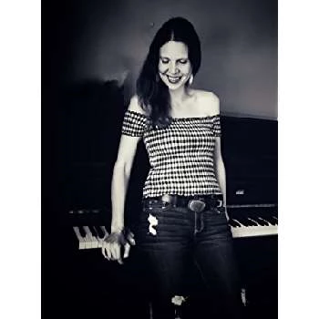 María del Sol - Age, Bio, Birthdate, Family, Networth & More