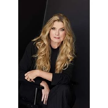 Maria Mayenzet - Age, Bio, Birthdate, Family, Networth & More