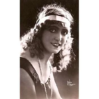 Maria Roasio - Age, Bio, Birthdate, Family, Networth & More