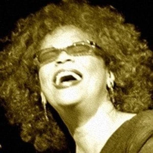 Tânia Maria Biography