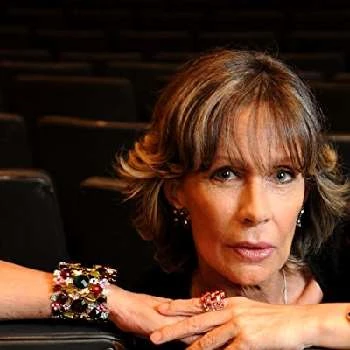 María Valenzuela - Networth, Bio,Birthdate, Family, Wiki & More