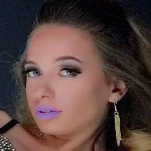Mariahlynn Biography