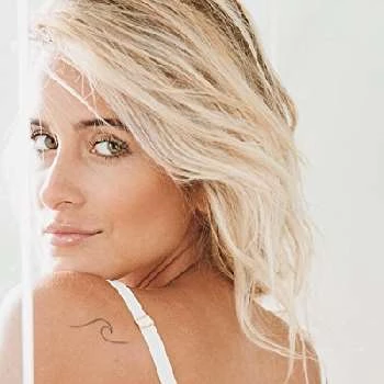 Mariana Azevedo - Age, Bio, Birthdate, Family, Networth & More