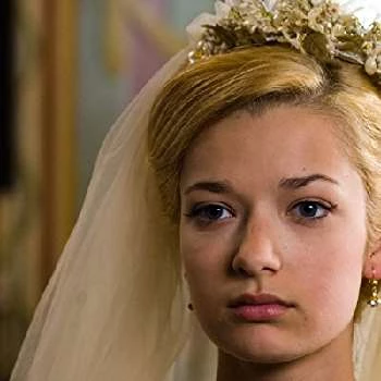 Marika Soposká - Wiki, Bio, Birthdate, Networth, Family & More