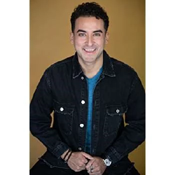 Marlan Farrokhi - Age, Bio, Birthdate, Family, Networth & More