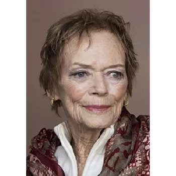 Marli Renfro - Networth, Biography, Birthdate, Family & More