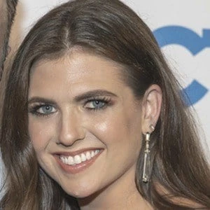 Noelle Marsh - Wiki, Bio, Birthdate, Networth, Family & More