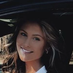 Paige Marshall - Age, Height, Birthdate, Family, Wiki & More