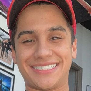 Gabriel Martínez - Age, WIki, Birthday, Family, Networth & More
