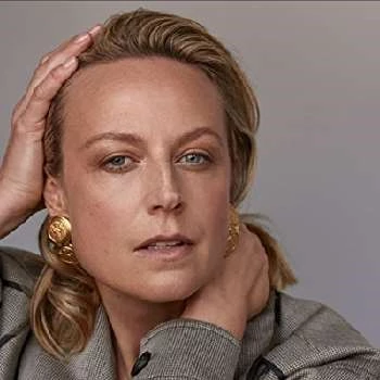 Marta Dusseldorp - Age, Bio, Birthdate, Family, Networth & More