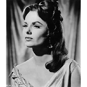 Martha Hyer - Birthday, Bio, Wiki, Family, Networth & More