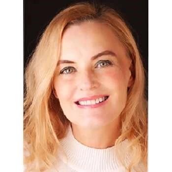 Martha Van Der Bly - Age, Bio, Birthdate, Family, Networth & More