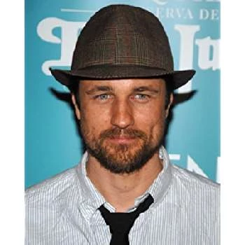 Martin Henderson