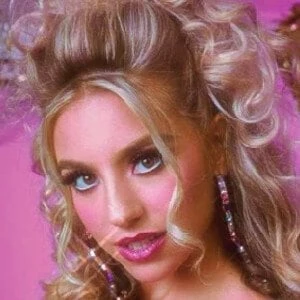 Peach Martine - Age, Wiki, Birthdate, Bio, Networth, Family & More