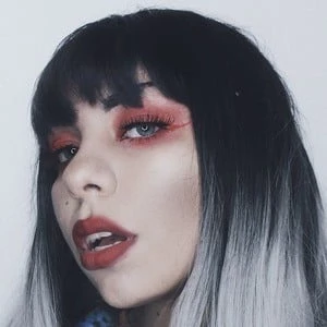 Luna Martínez Biography