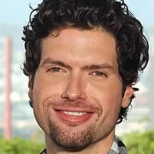 Mauricio Martínez - Wiki, Bio, Networth, Birthdate, Family & More
