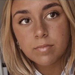 Sara Martinez - Wiki, Family, Bio, Birthdate, Networth & More