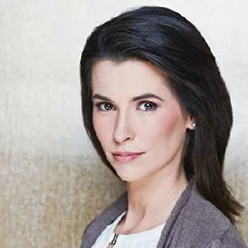 Mary Ashton - Bio, Networth, Family, Age, Birthdate & More