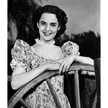 Mary Ellen Kay - Height, Bio, Wiki, Family, Birthplace, Networth & More