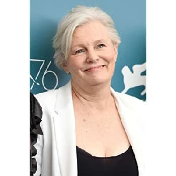 Mary Harron - Wiki, Bio, Birthdate, Networth, Family & More