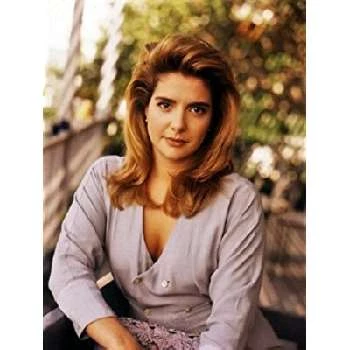 Mary Jo Keenen - Age, Bio, Birthdate, Family, Networth & More