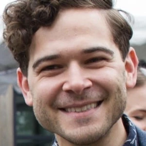 Daniel Maslany Biography
