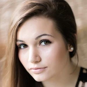 Hunter Mason - Date Of Birth, Bio, Birthdate, Parents, Networth & More