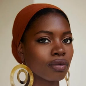 Paola Mathé - Parents, Networth, Bio, Birthdate, Family Wiki & More