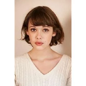 Mathilde Warnier - Age, Bio, Birthdate, Family, Networth & More