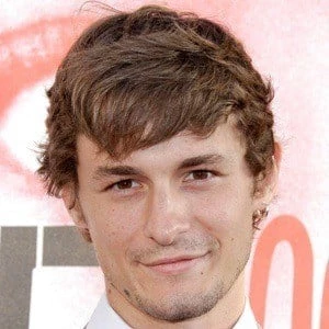 Giles Matthey - Profession, Biography, Birthdate, Family, Wiki & More