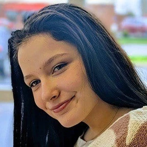 Alexis Maund - Age, Bio, Birthdate, Family, Networth & More